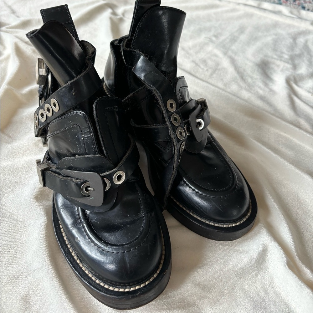 balenciaga ceinture boots